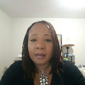 Meet your Posher, Gilberte